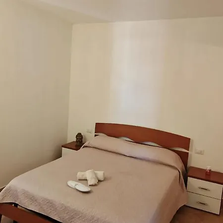 Isola's Apartamento