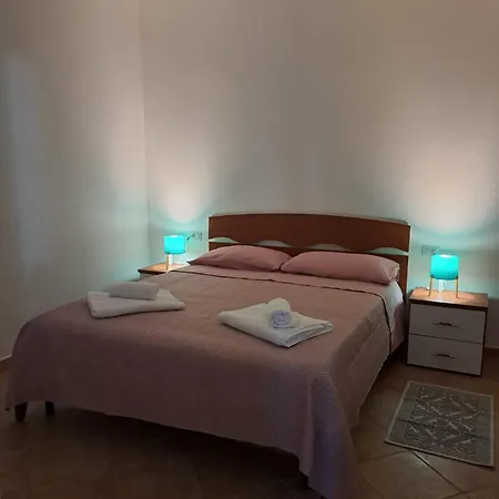 Isola's Apartamento Pula