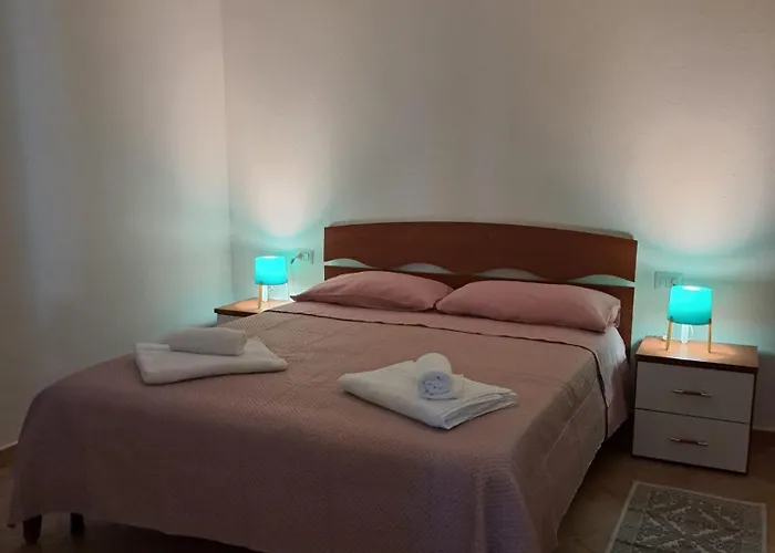 Isola's アパート プーラ